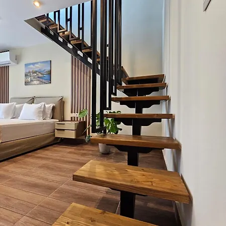 Brothers Seaview Aparthotel 4*