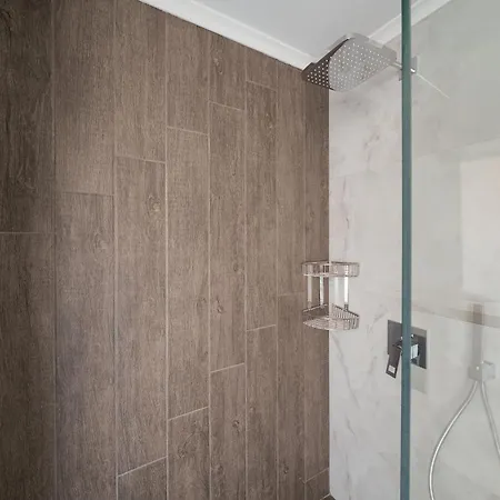 Aparthotel Brothers Seaview