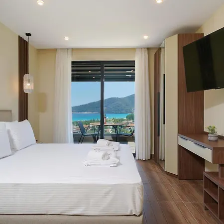 Brothers Seaview Aparthotel 4*