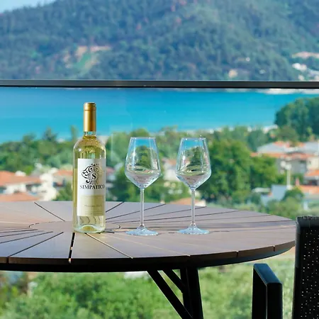 Brothers Seaview Aparthotel 4*