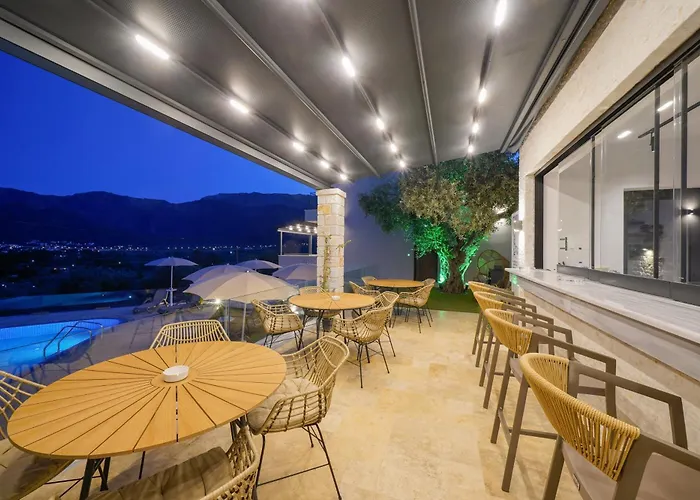 Brothers Seaview Apart-hotel 4*