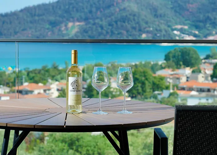 Brothers Seaview Apart-hotel 4*