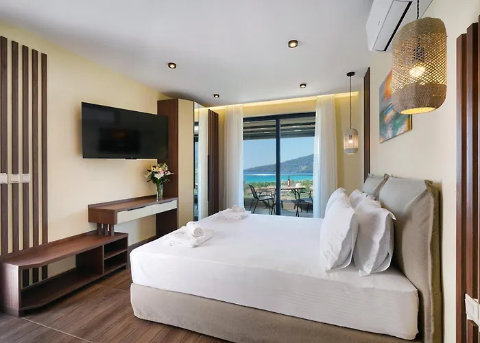 Brothers Seaview Apart-hotel 4*